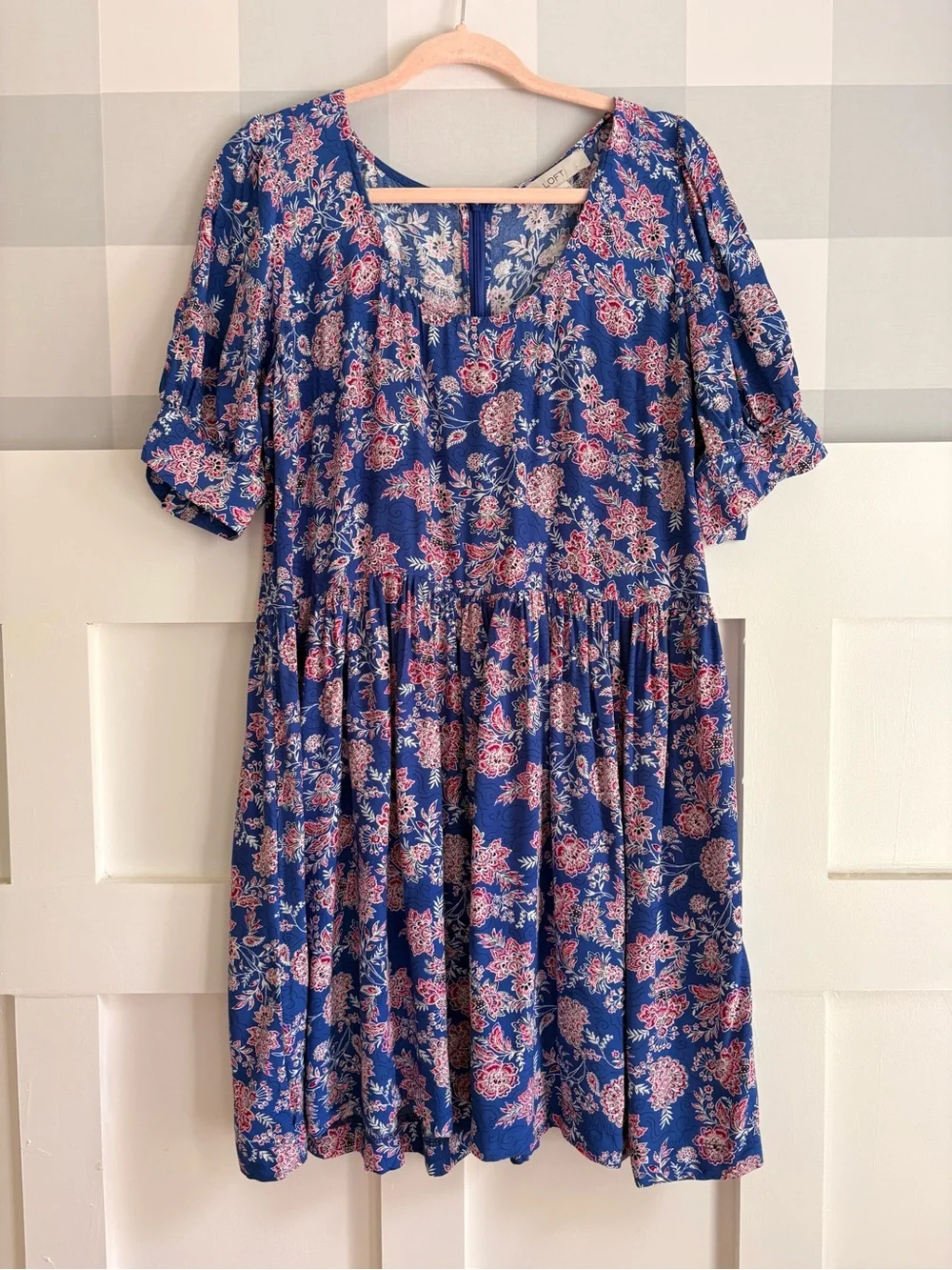 LOFT Blue Floral Scoop-Neck Mini Dress 12 - Picture 2 of 9